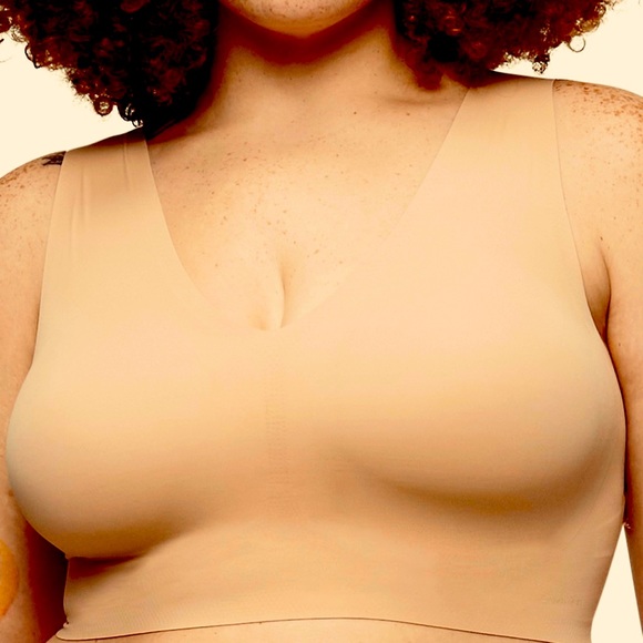 NWT CALVIN KLEIN Lightly Lined Bralette - Picture 1 of 1